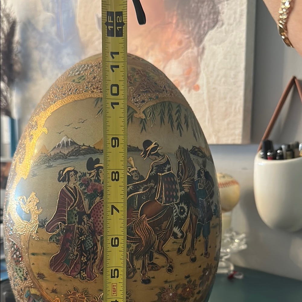 Decorative Asian-Inspired Vase - Picture 4 of 4